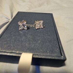 Elegant Silver Stud Earrings Square
